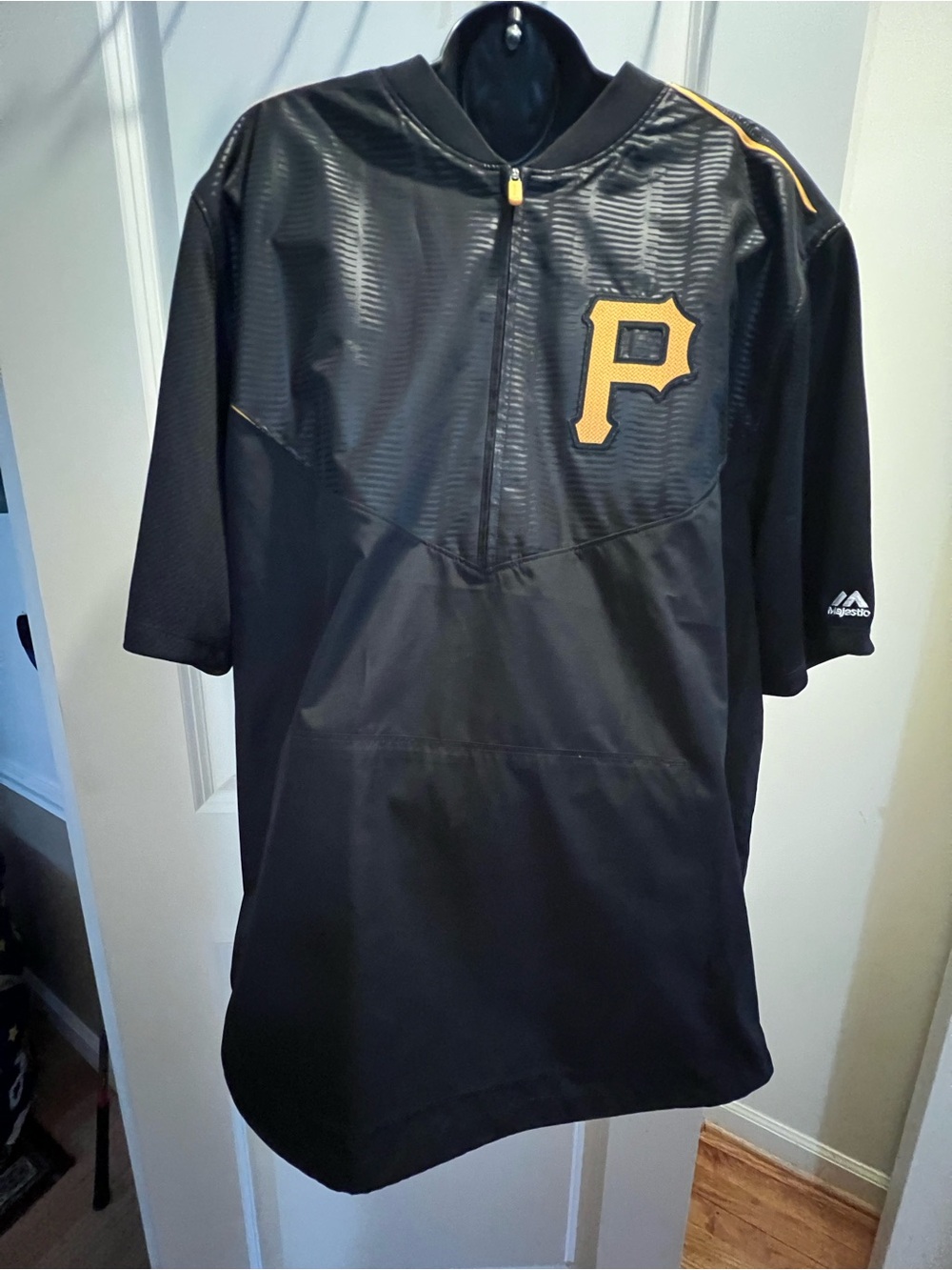 Majestic Black and Gold Pittsburgh Pirates Short-Sleeve Pullover